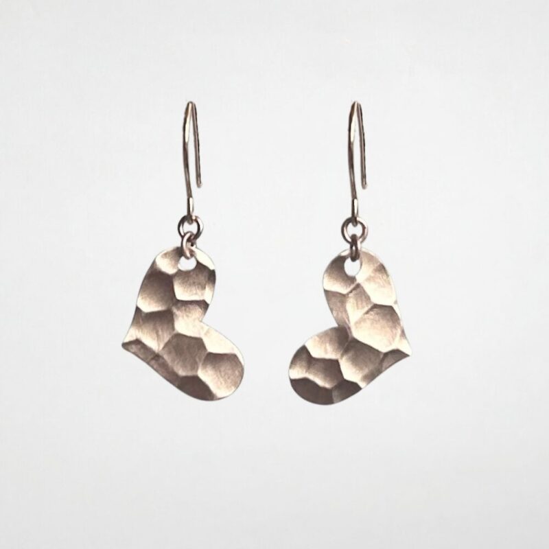 K10PG 槌目ハートピアス