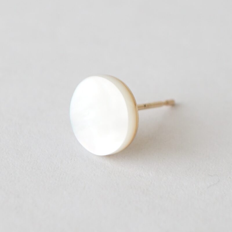 Thumbtack Earrings‐白蝶貝【0.5ペア】